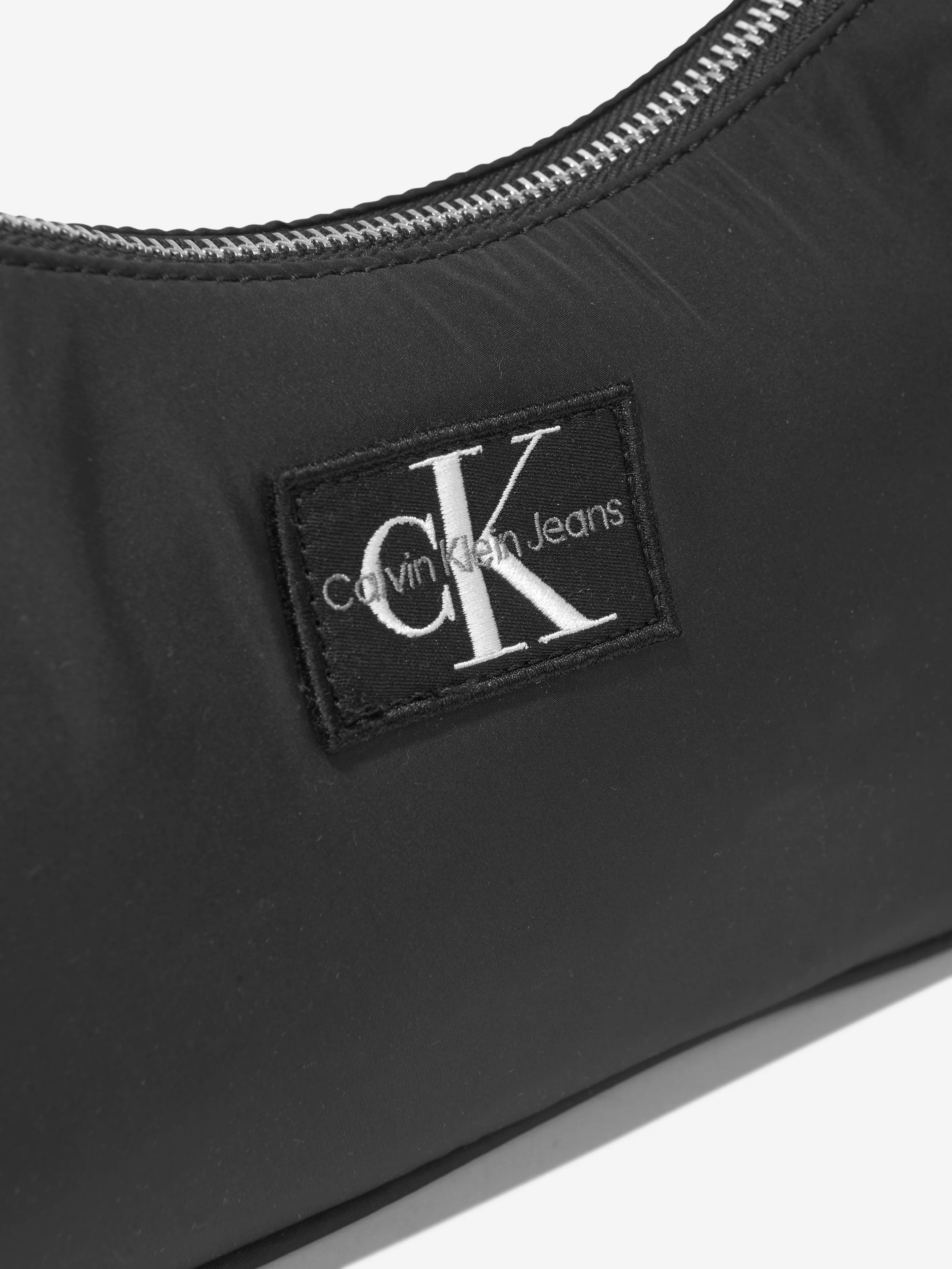 Calvin Klein Girls Chain Shoulder Bag in Black