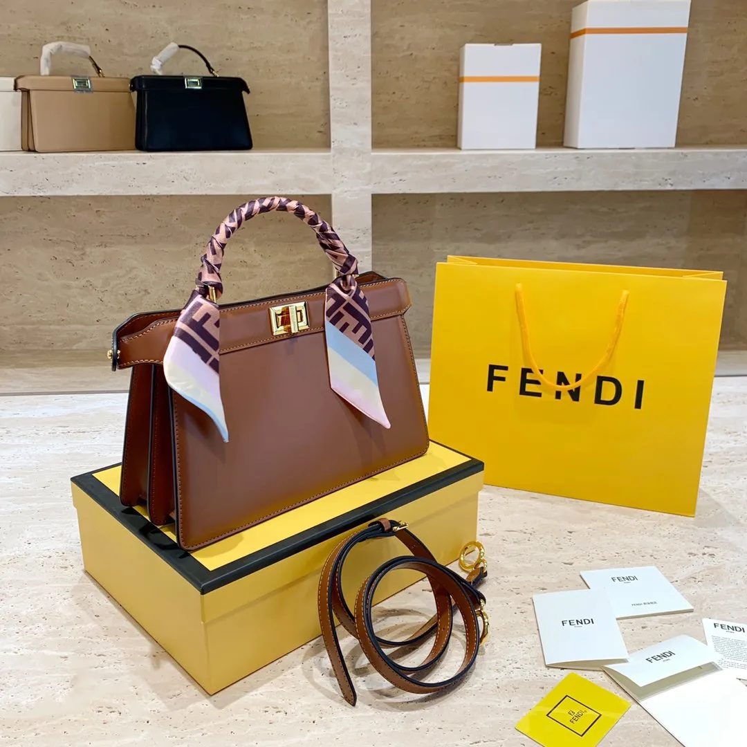 EN   Designer bags by Fendi 153