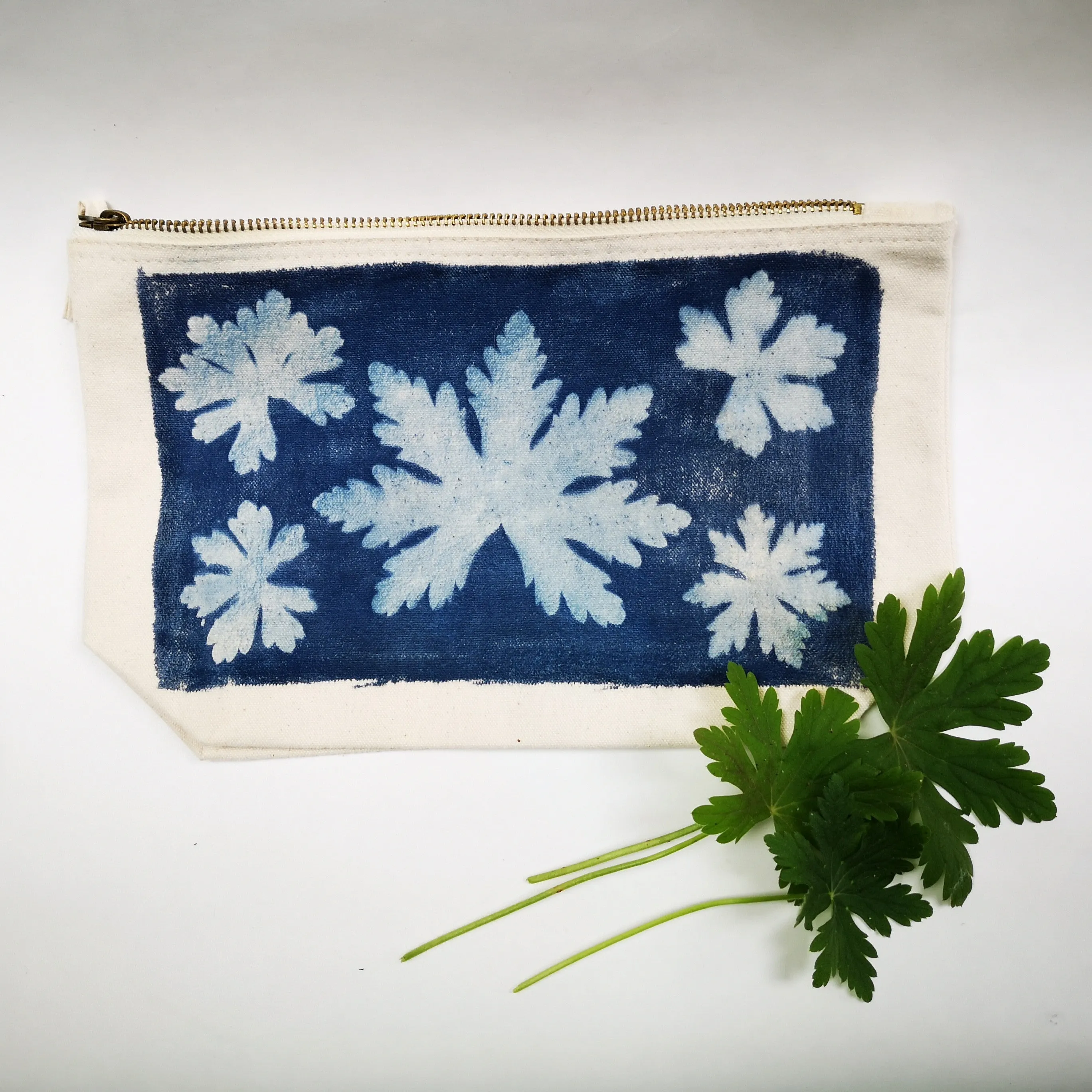 Pencil case/ make up bag (medium) -  geranium design