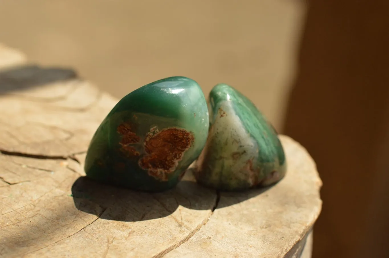 Polished Emerald Mtorolite Galet-Palm Stones x 20 From Mutorashanga, Zimbabwe