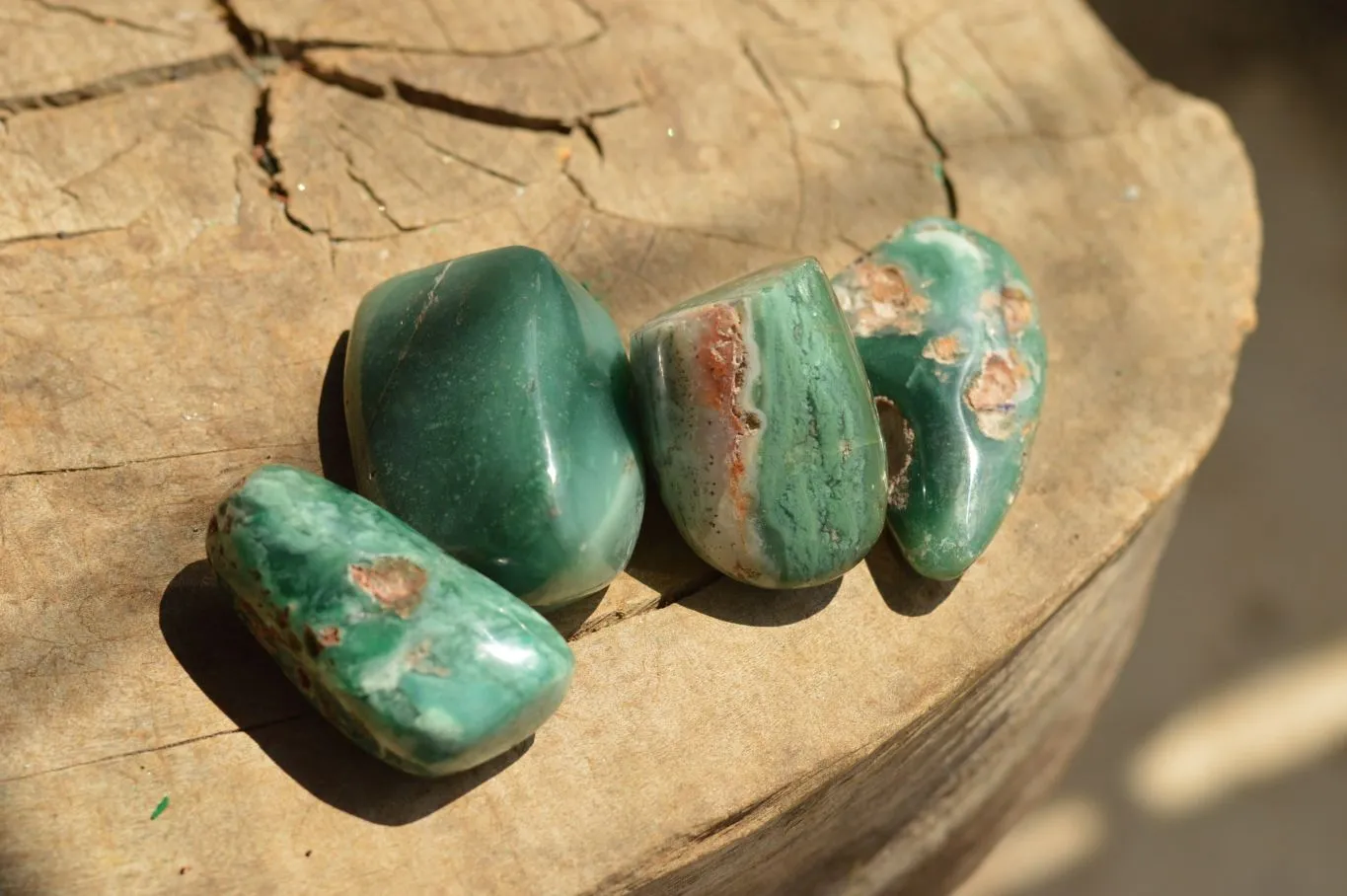 Polished Emerald Mtorolite Galet-Palm Stones x 20 From Mutorashanga, Zimbabwe