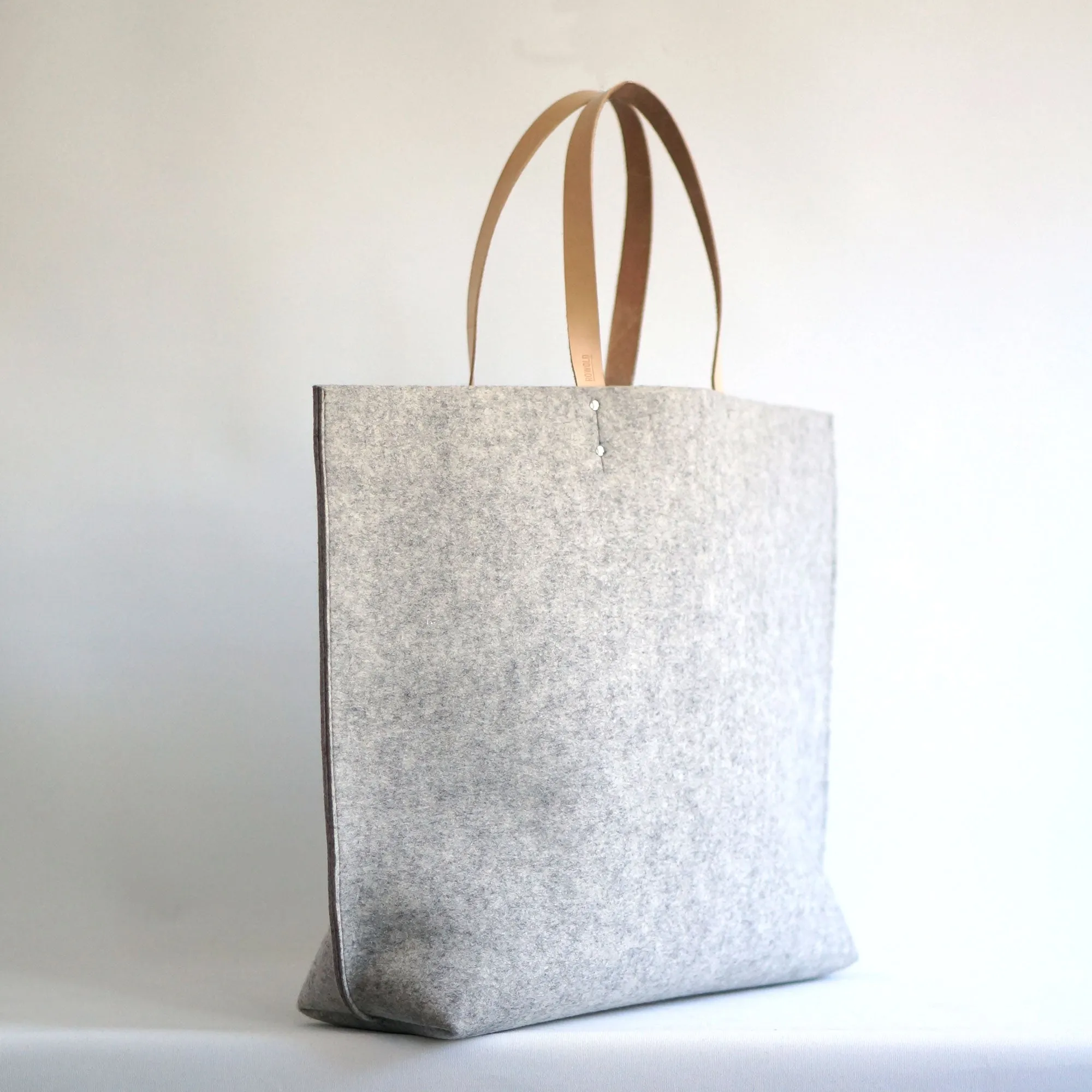 Tote felt | Darwin L | tas wol vilt